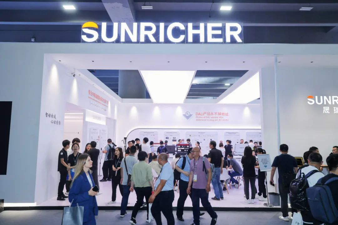 封面.jpg 封面.jpg